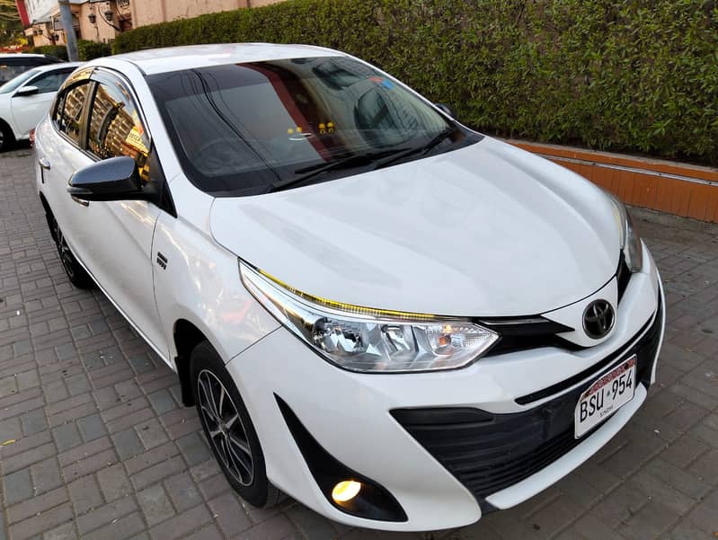 Toyota Yaris Ativ 1.3 MT 2020 16