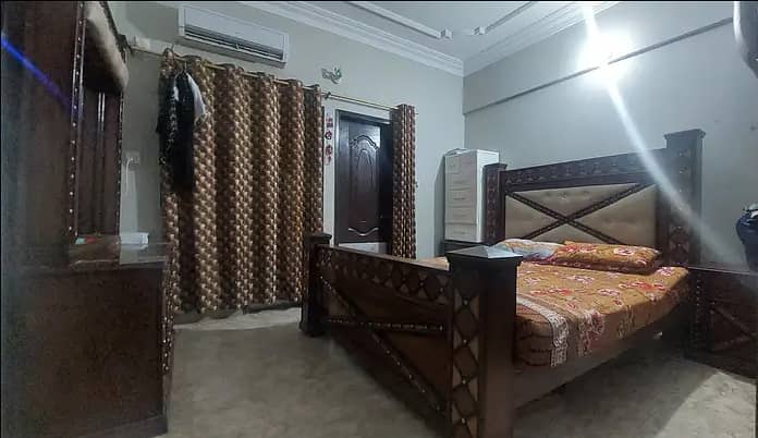 2 Bed D/D 2nd Floor With Roof Available For Rent Prime Location Gulshan-e-iqbal Block-10A 3