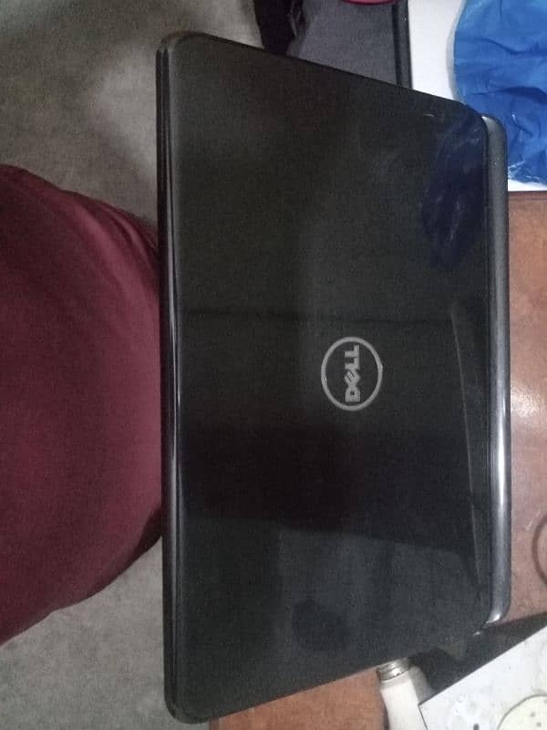 Dell Inspiron 5110 core i3 2nd Generation 3