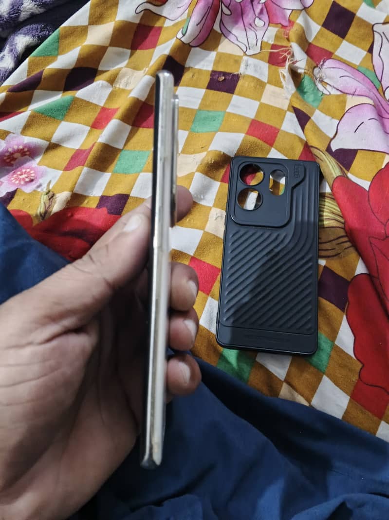 Infinix zero 30 2