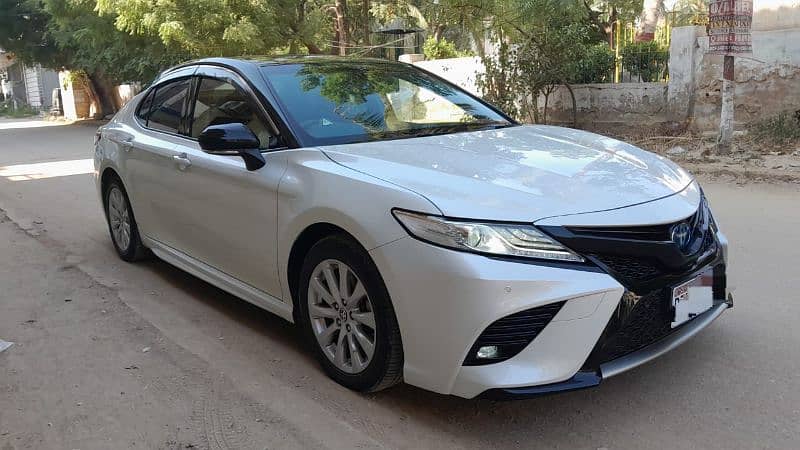 Toyota Camry Hybrid Model 2021/24 1