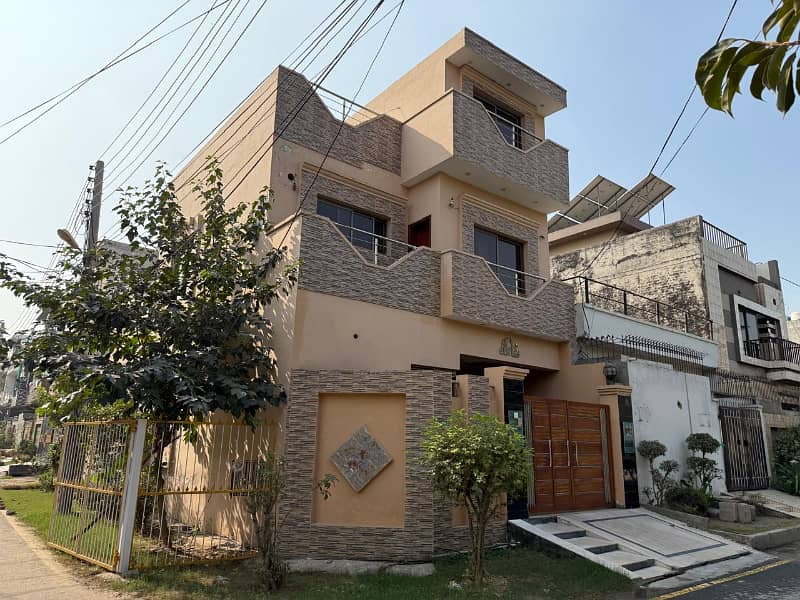 Corner Park Facing House Is Available For Sale In Very Reasonable Price 3