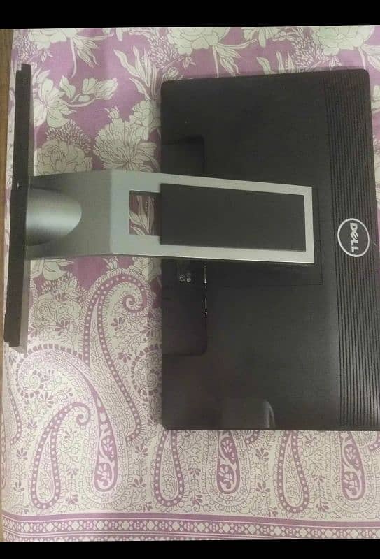 Dell 20 Inch LCD For Sale 7