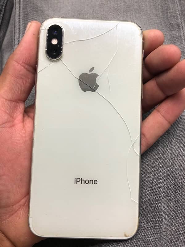 iPhone XS 64gb non pta battery health 87 % all ok he back glass damage 0