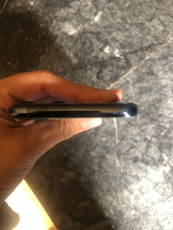 iPhone 11 Pro Max Urgent sell 5