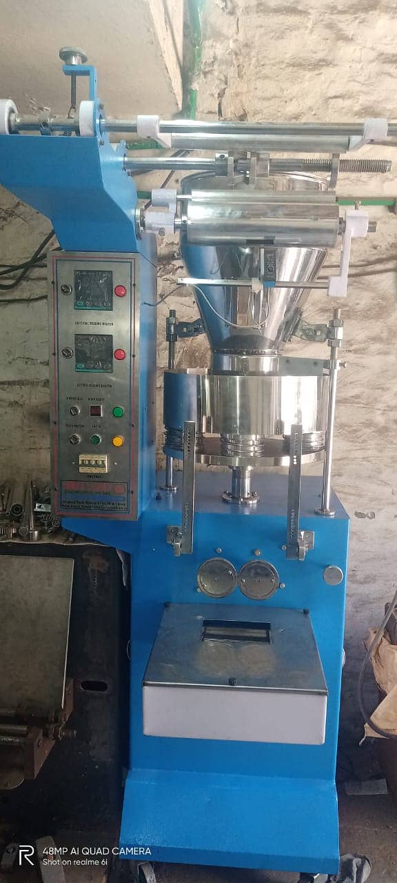 Automatic Packing Machine for Surf,Slanti ,dryer and fryer Juice 12