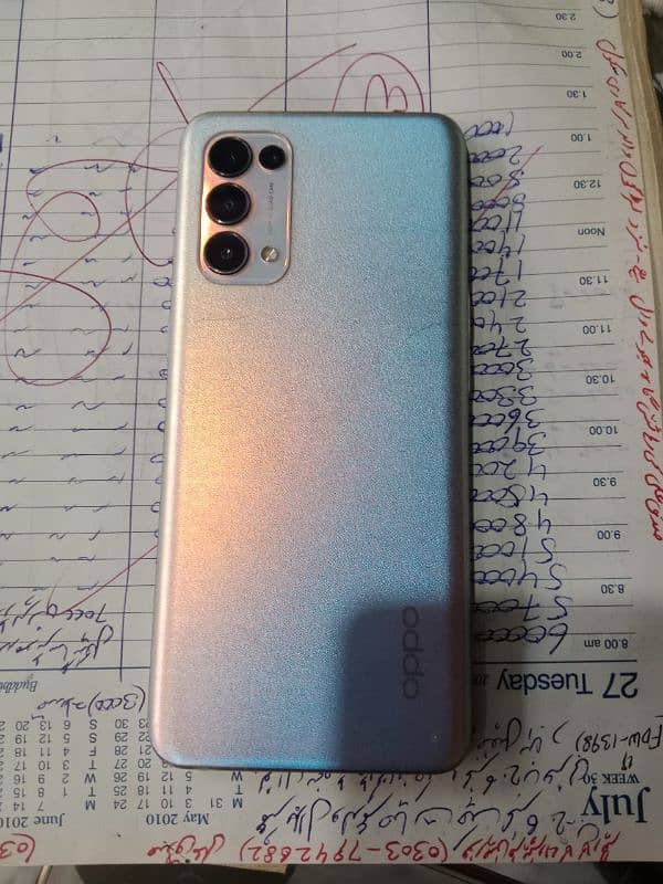 Oppo reno5 (8+128gb) condition 10by10 box charger sath hai 4