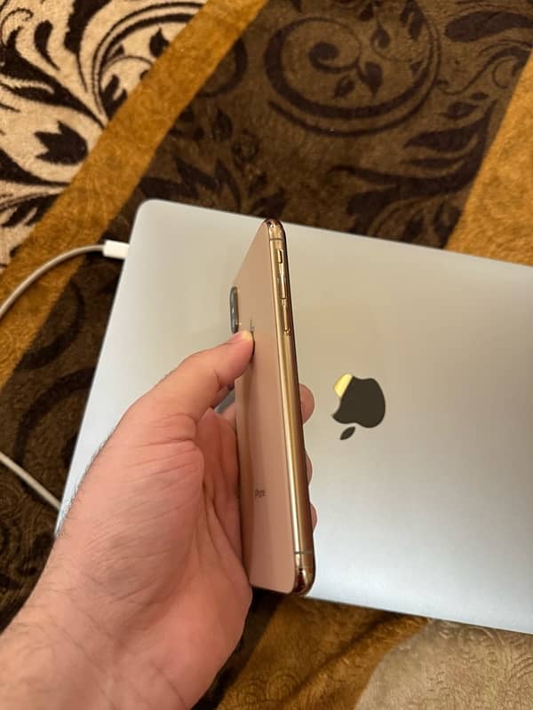 iphone xs 64 gb pta approved 2