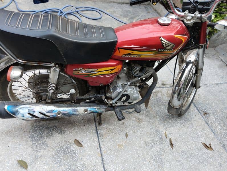 United 125 US Euro 2 Model 2023 Lahore Number Good Condition 0