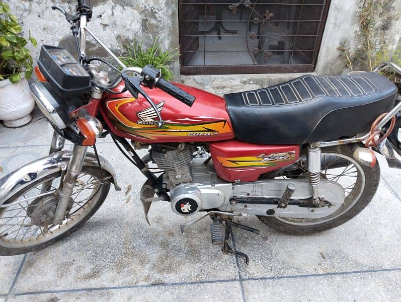 United 125 US Euro 2 Model 2023 Lahore Number Good Condition 5