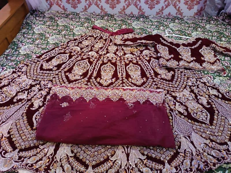 Barat lehnga 0