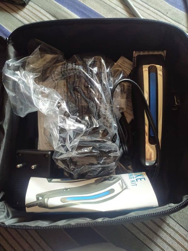 WAHL Deluxe Hair Cutting Kit 4