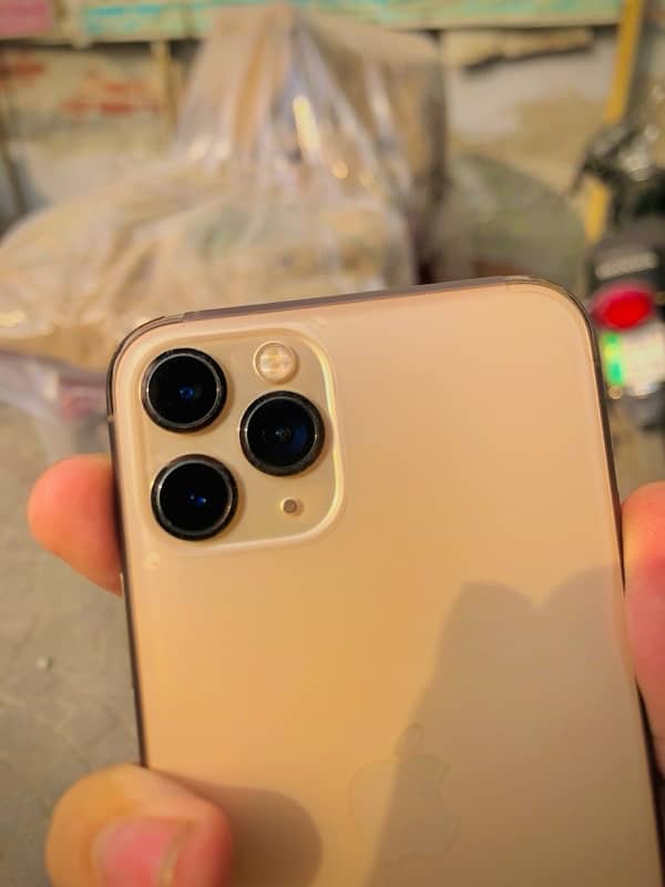 Iphone 11 pro pta approved 6