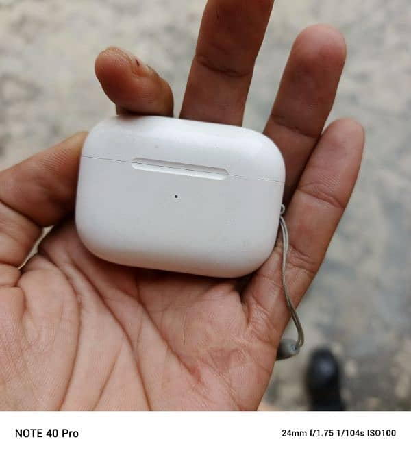 airpods pro 1