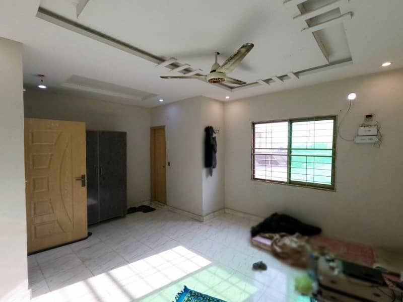 Prime Location 3 Marla Hostel For sale In Johar Town Phase 1 - Block C1 Lahore In Only Rs. 23000000 16