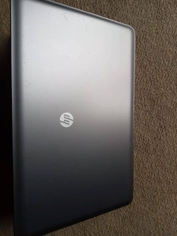 hp laptop core i3 2nd genration 4gb 500gb 3