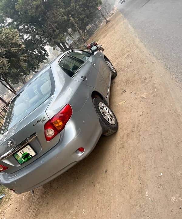 Toyota Corolla GLI 2010 3