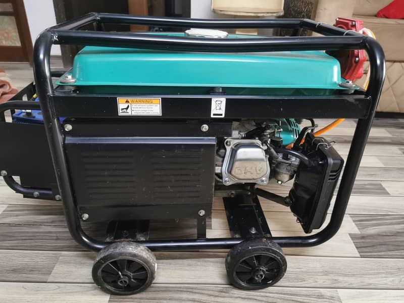 Generator OES Power | P2600E | Slightly used for Sale 1