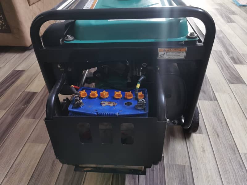 Generator OES Power | P2600E | Slightly used for Sale 4