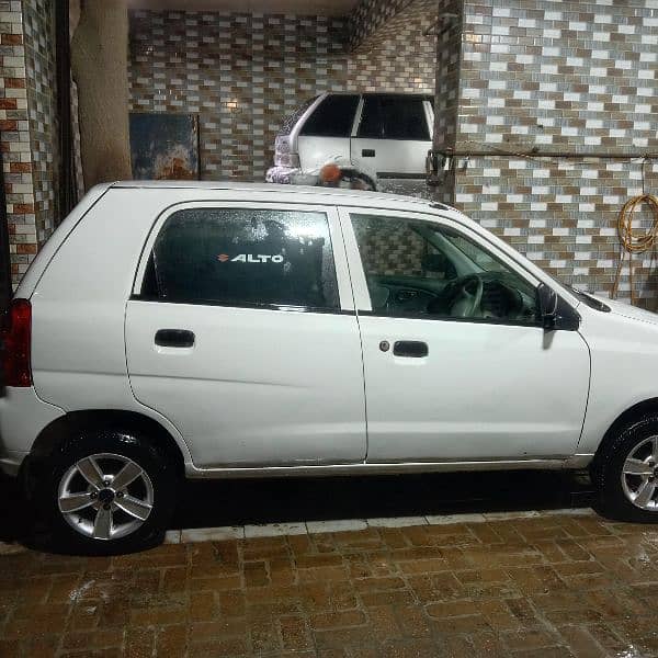 Suzuki Alto 2011 power window steering 2