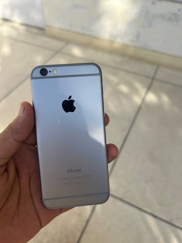 iPhone 6   10/9.5 condition 16gb 86% health 4