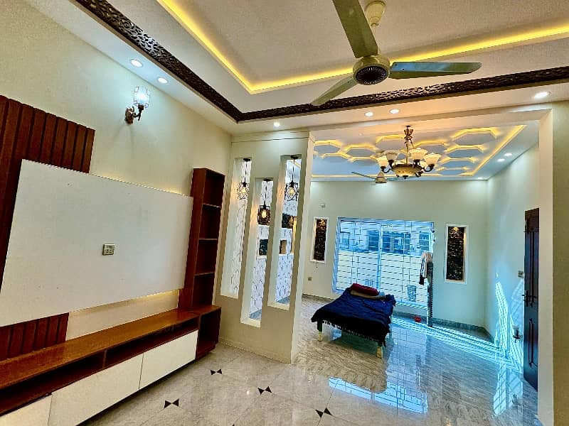 Beautiful 5 Marla Luxury House For Sale In Bahria Town Phase 8 5