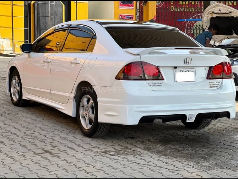 Honda Civic VTi Oriel Prosmatec 2011 4