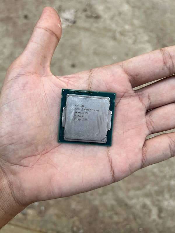 Intel I5- 4th gen CPU 1