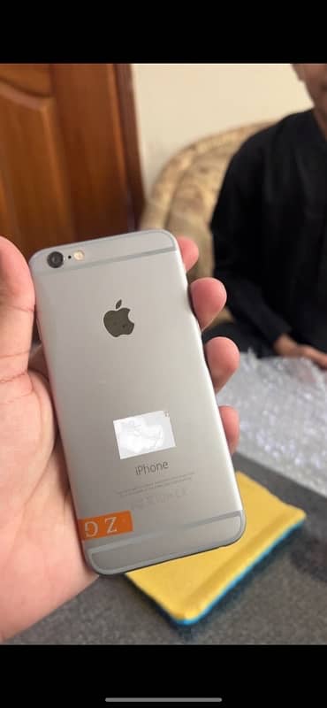 iPhone 6   10/9.5 condition 16gb 86% health 0