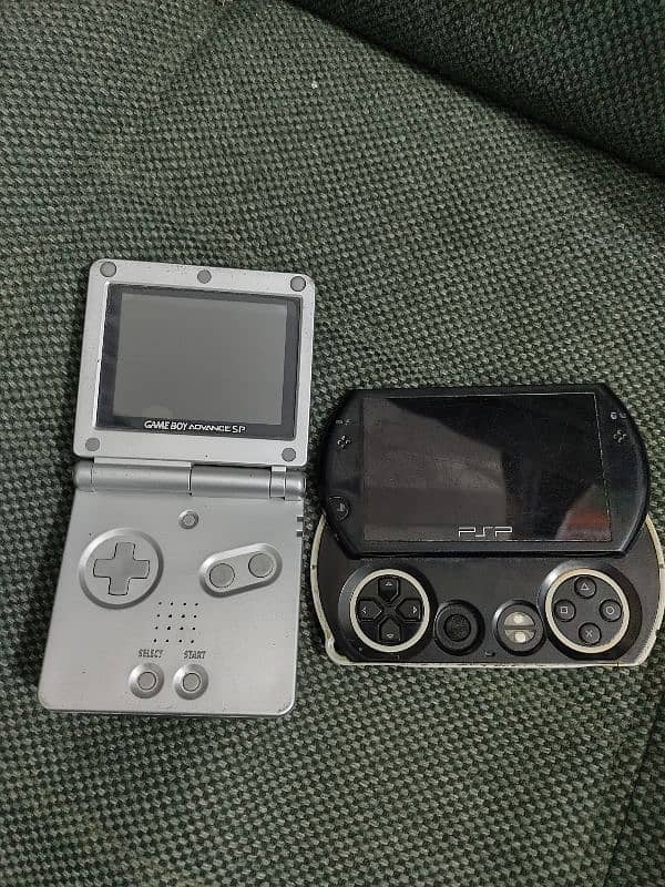 Nintendo gameboy advance SP psp go Sony console video game 0