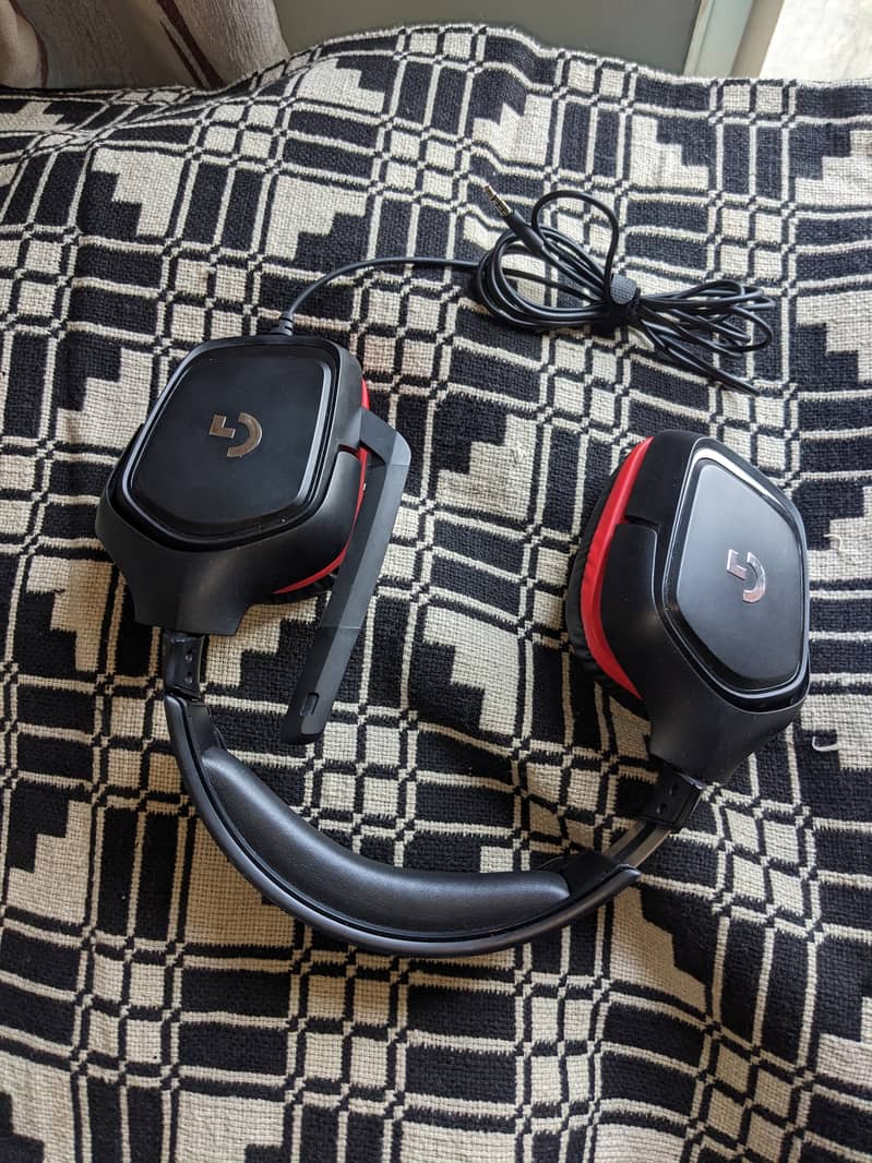 Logitech g332 gaming headset/headphones 4