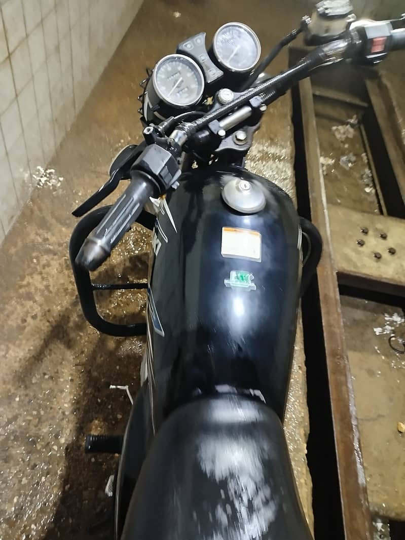 Suzuki GS 150 2021 2