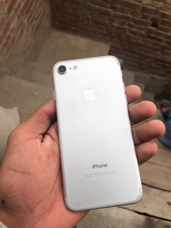 Iphone 7 128 GB PTA Approved 0