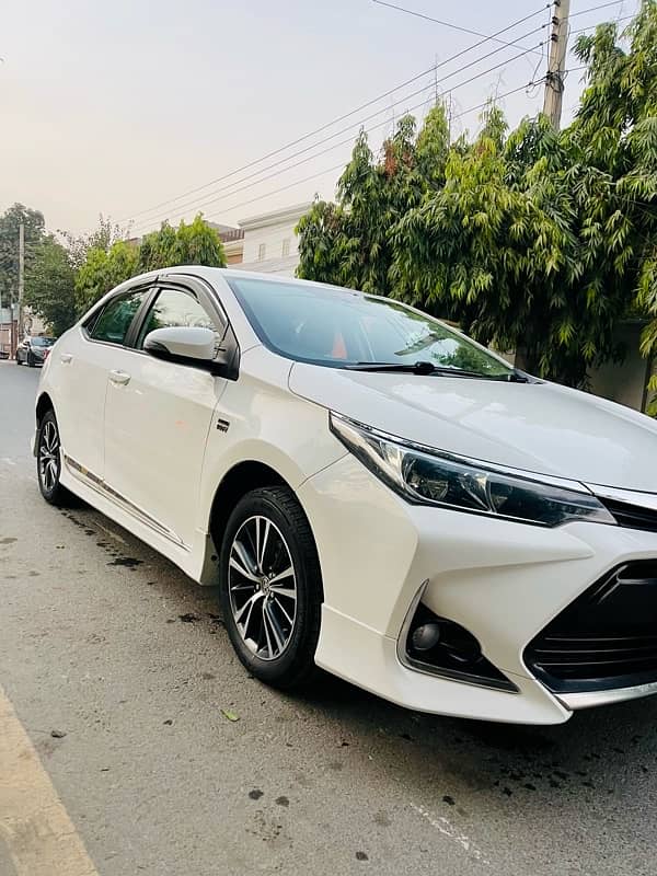 Toyota Corolla Altis 2020 3