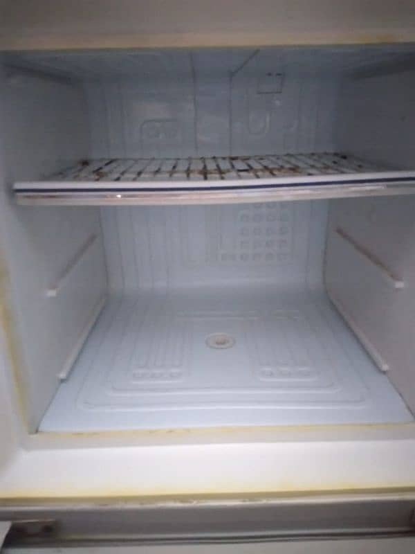 Dawlance fridge 5