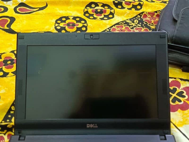 Dell Latitude 2120 Netbook Atom  Mini Laptop 2