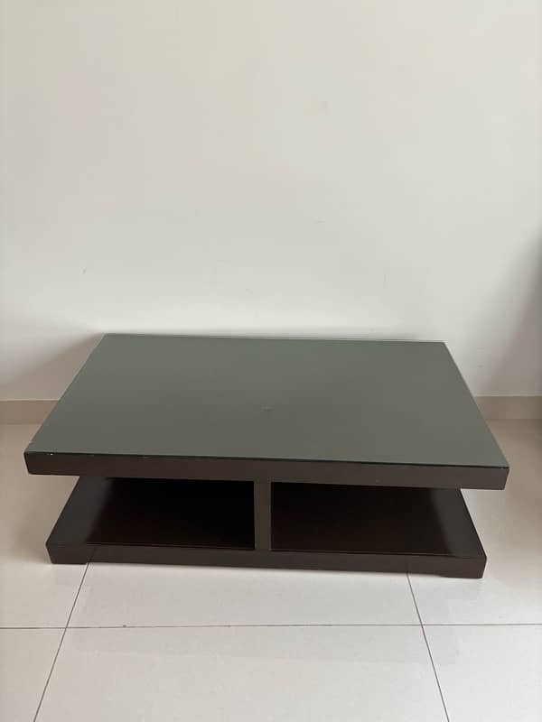 wooden centre table with loose glass top 3