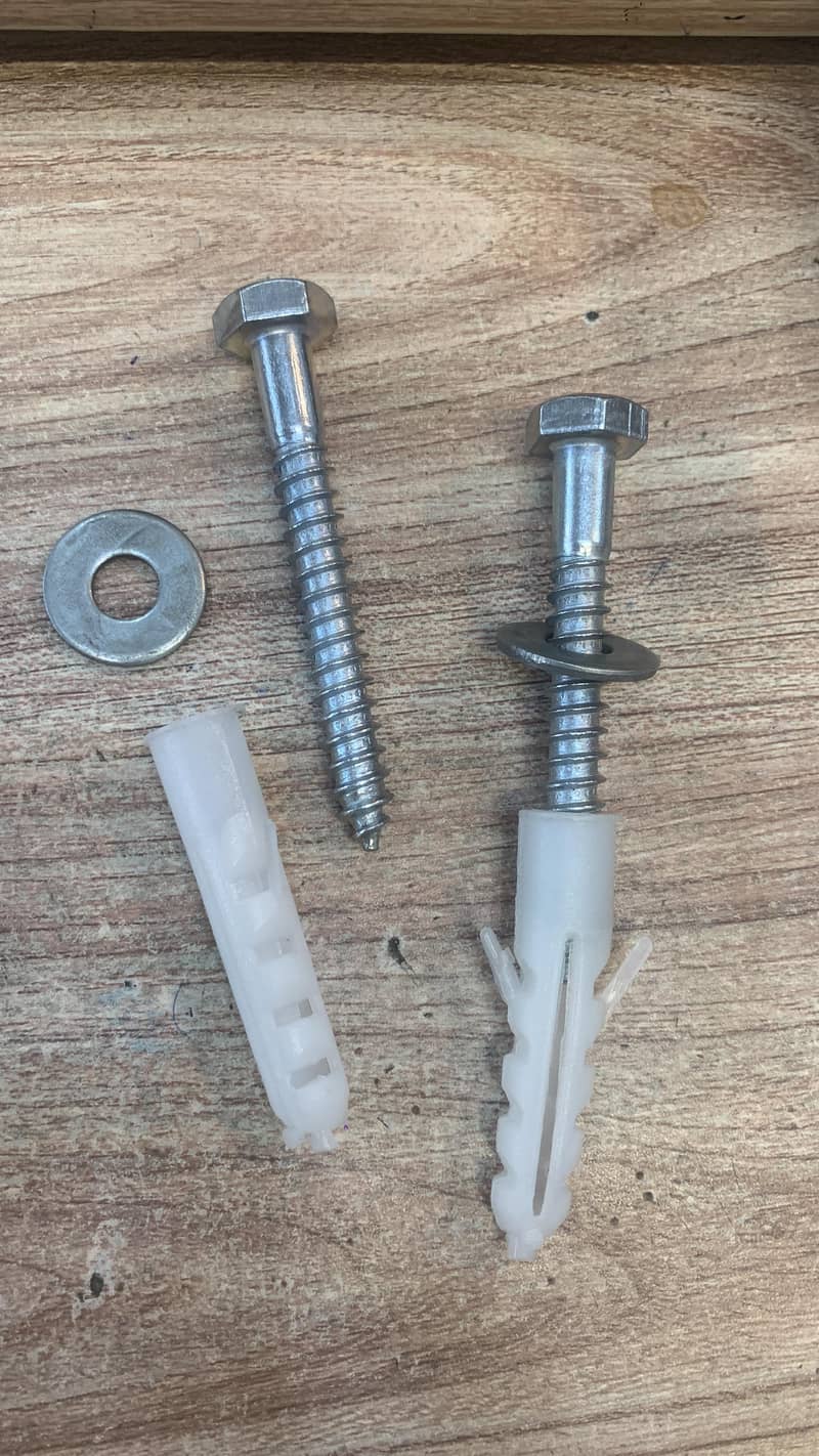 All type off nut bolt washer and screws for sale, 18