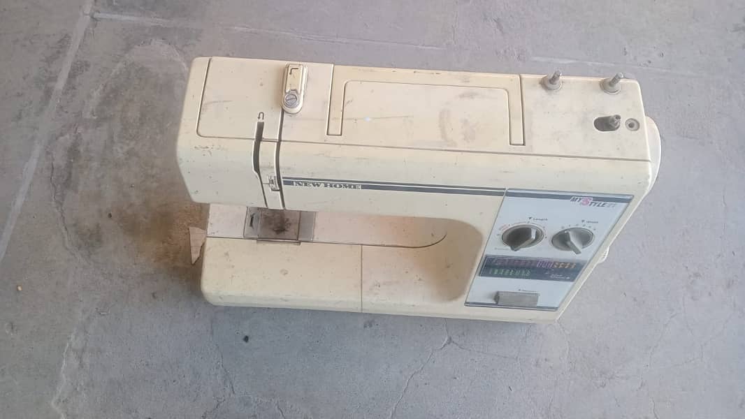 Sewing machine Pico machine available for sale 2