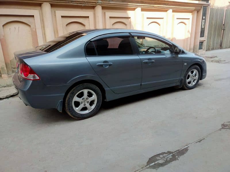 Honda Civic VTi 2010 5