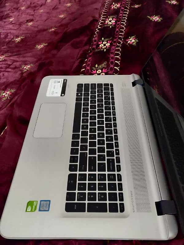 HP ENVY NOTEBOOK 1