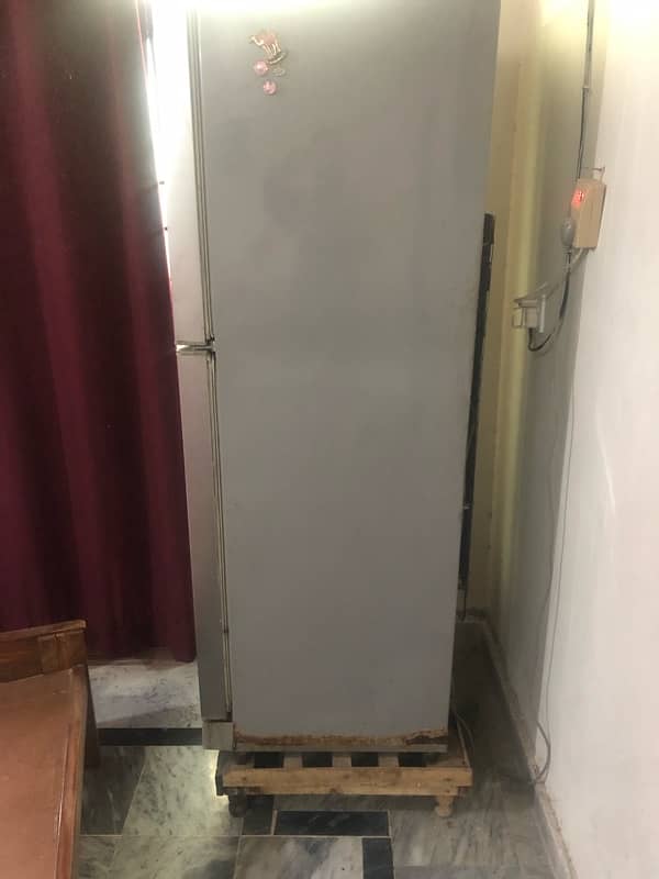 Pel Refrigerator For Sale 2