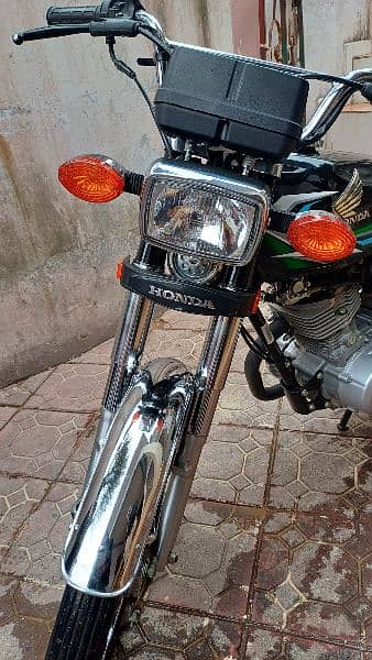 honda 125 2023 model 3