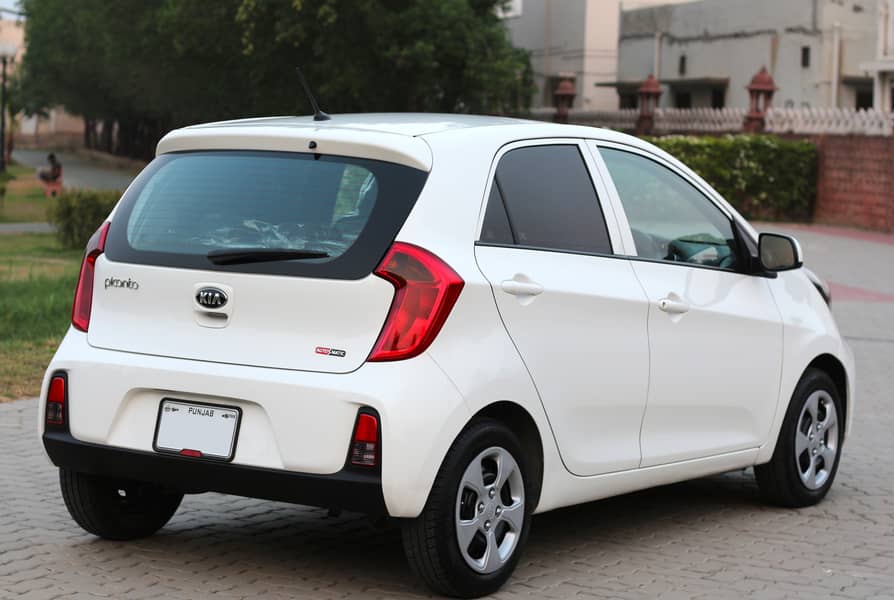 KIA Picanto 1.0 AT 2023/2024 (B2B) 5