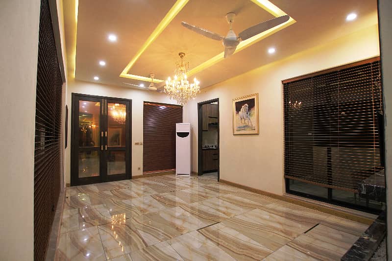 1 Kanal Lavish Upper Portion On Top Location For Rent in DHA Phase 6 Lahore 1