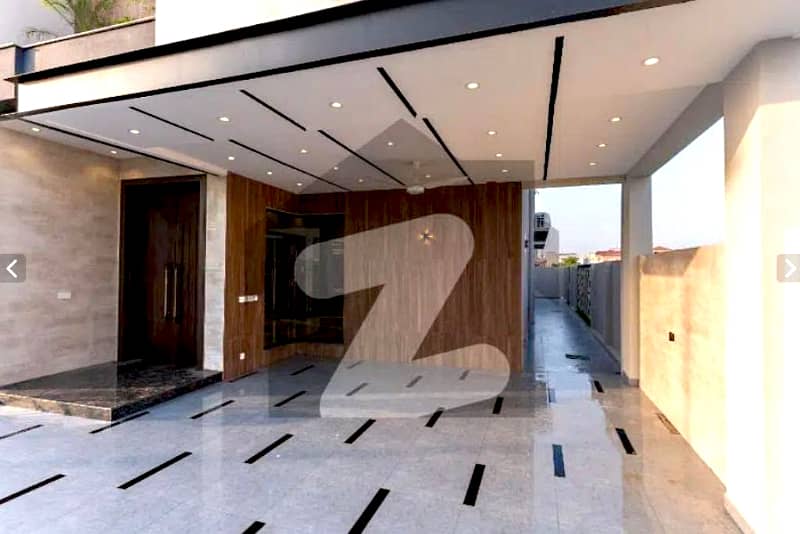 1 Kanal Lavish Upper Portion On Top Location For Rent in DHA Phase 7 Lahore 2