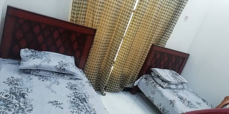 2 beds,, urgent sale 4