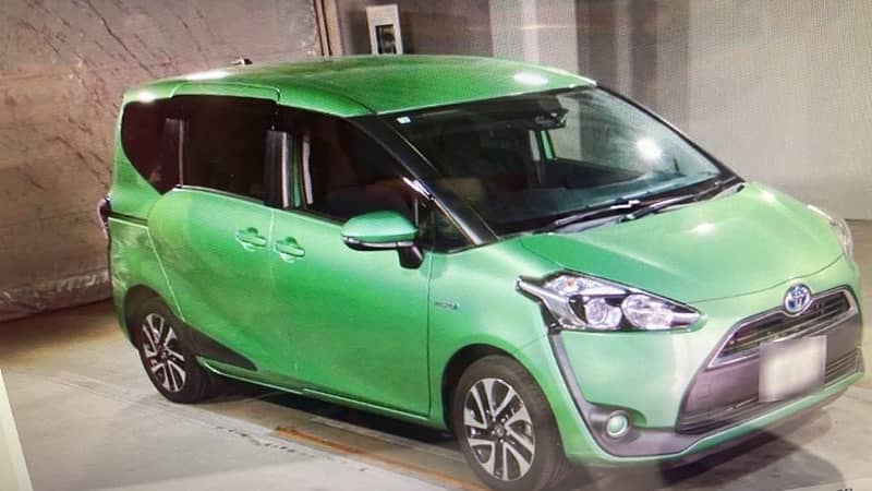 Toyota Sienta 2018 1