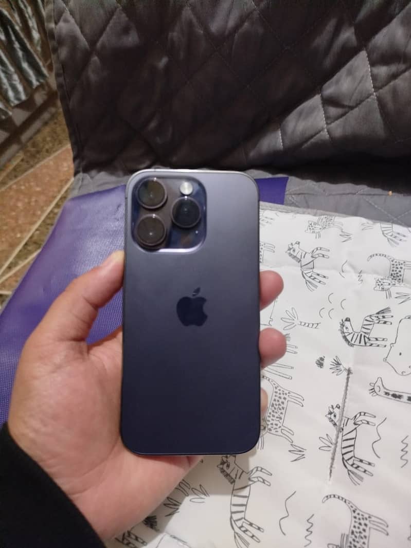 Iphone 14 Pro 256 GB Deep Purple Color Open Box 2