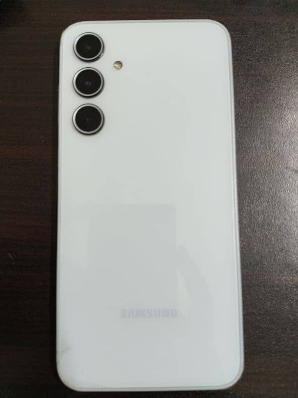 Samsung A35 8/256 1